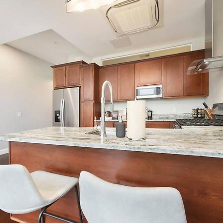 Hostwise Stays - The Washington At Chatham - Free Parking, Private Gym, Skyline Views! Pittsburgh Exteriör bild