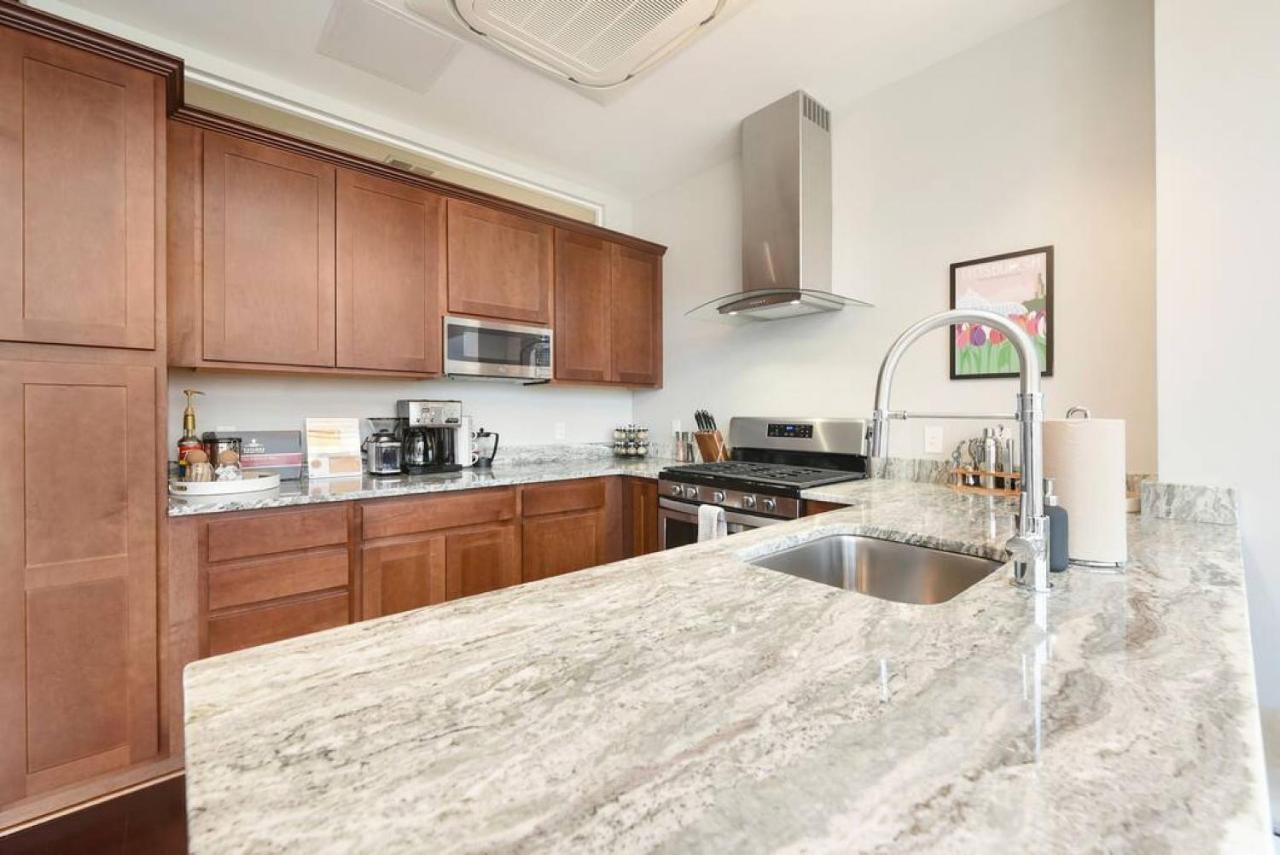 Hostwise Stays - The Washington At Chatham - Free Parking, Private Gym, Skyline Views! Pittsburgh Exteriör bild
